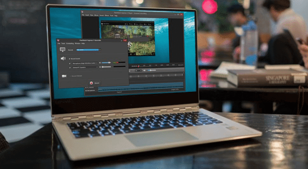 FlashBack notebook com o programa FlashBack aberto na tela